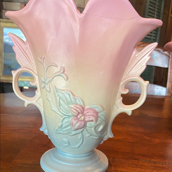 Vintage 1940s Hull Pottery Blue/Pink Bow Cornucopia & Vase - Picture 12 of 16